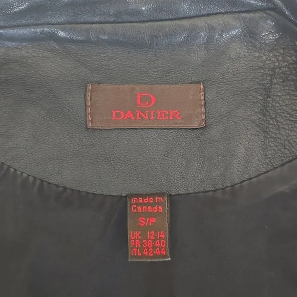 Cropped leather jacket - Picture 4 of 15